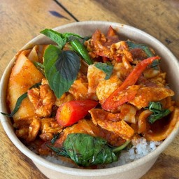 ข้าวผัดพริกแกง