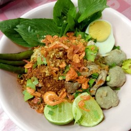 ก๋วยเตี๋ยวต้มยำเเห้ง(เนื้อ)