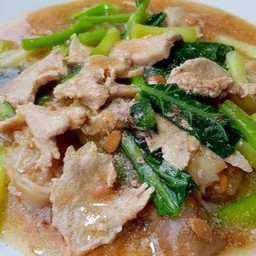 ราดหน้า ( ใส่ถุง ) ไม่มีชามนะคะ