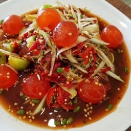 ตำไข่แดงเค็มยอ