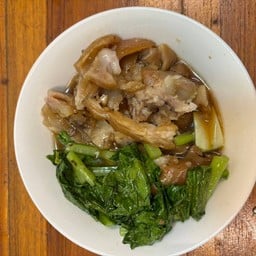 ขาหมูพะโล้ อร่อยดี