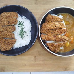 ข้าวแกงกระหรี่ไก่ทงคัตสึ + ข้าวหน้าไก่ทงคัตสึญี่ปุ่น