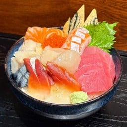 Kaisen Don - ข้าวหน้าปลาดิบรวม