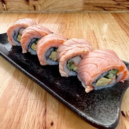 แซลมอนเบิร์นไฟโรล 5ชิ้น(เลือกซอสในตัวเลือกได้)