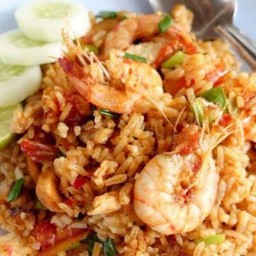 ข้าวผัดต้มยำกุ้ง