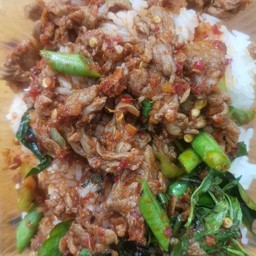 ผัดพริกแกงเนื้อ