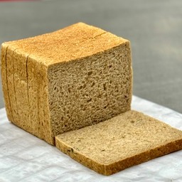 ขนมปังปอนด์โฮลวีลธัญญาพืช