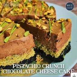 Pistachio Crunch Chocolate Cheese Cake