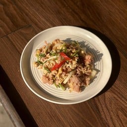 แหนมหมูผัดไข่