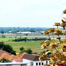 วัดเขาพลอง