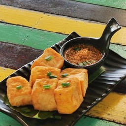 เต้าหู้คลองแงะทอด