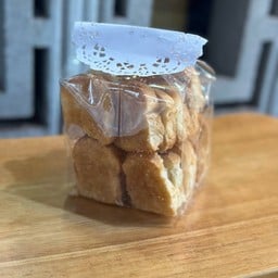 ขนมปังกะเทียม