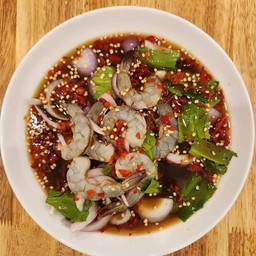 ยำกุ้งสด ปลาร้า