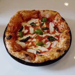 MAD PIZZA เอกมัย