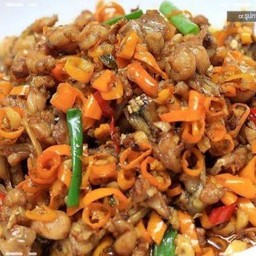 กบผัดพริกสดกับข้าว