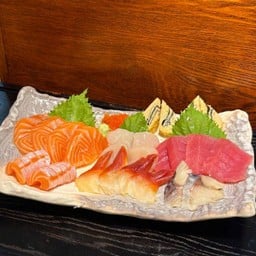 Sashimi Deluxe