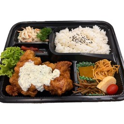 No.23ไก่ทอดราดซอสเปรี้ยวหวานและมายยองเนส
