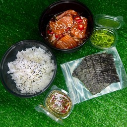 ทูโทน แซลมอน&กุ้ง ไซร์M ชุดกลาง