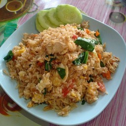 ข้าวผัดไก่