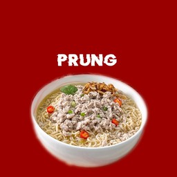 มาม่าหมูสับน้ำใส ใส่ไข่ขยี้