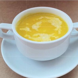 Vegan Pumpkin Soup with Toast