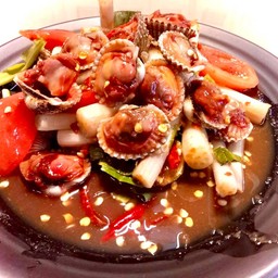 ตำไหลบัวหอยแครงปลาร้า