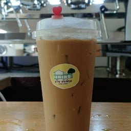 บ้านต้นพิกุล Coffee & Bistro บ้านต้นพิกุล Coffee & Bistro