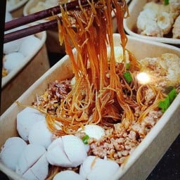 หมี่คลุก