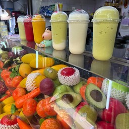 อาโวคาโด + น้ำผึ้ง + นมสดปั่น