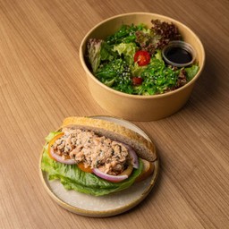 จับคู่ฟิต 3 สลัดสาหร่ายวากาเมะกับ แซนวิชโฮลวีตแซลมอน