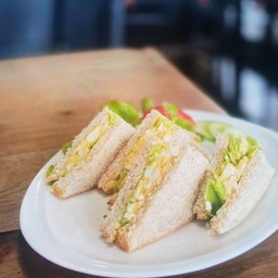 แซนวิซไข่กวนใจ