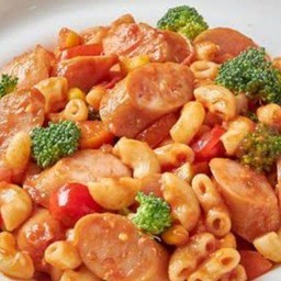 มักกะโรนีซอสมะเขือเทศ