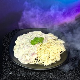 สปาเก็ตตี้ ไวท์ครีมซอส