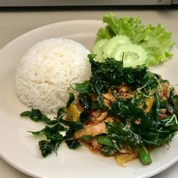 ข้าวทูน่ากะเพรากรอบ