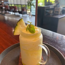 Pineapple Smoothie