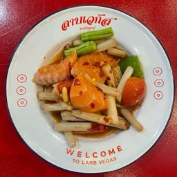 ตำไหลบัวแซลมอน