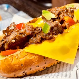 BEEF CHEESE STEAK