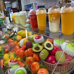 ส้ม + มะนาว + แครอท + มะเขือเทศ + บีทรูทปั่น