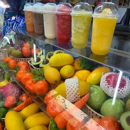 มะม่วง + น้ำผึ้ง + มะนาวปั่น