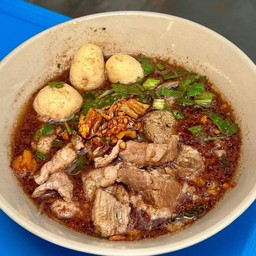 เตี๋ยวเรือหมูน้ำตก