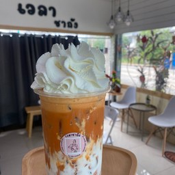 เวลาชาชีสล่างวิปปิ้งบน