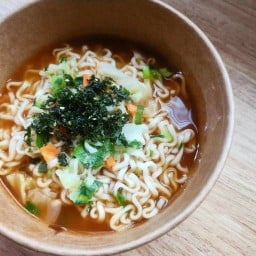 Noodle 24 hr