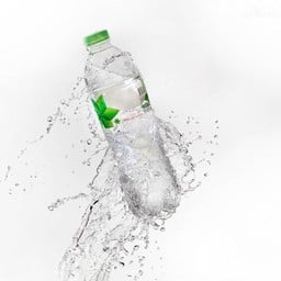 น้ำดื่ม เย็น เย้นนนน