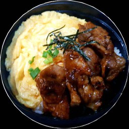 ข้าวหน้าหมูย่างไข่ข้น