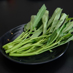 ผักบุ้ง