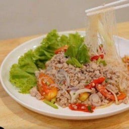 ยำวุ้นเส้นหมูสับ