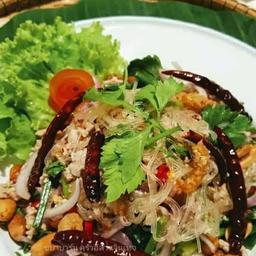 ยำวุ้นเส้นโบราณ