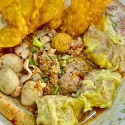 ไธพัตย์ ก๋วยเตี๋ยวต้มยำน้ำตื้น - โชคชัย4
