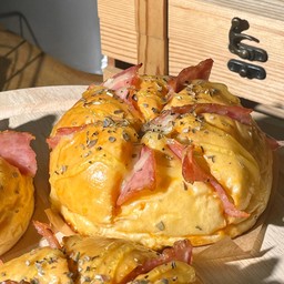 Ham&cheese brioche