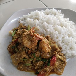 ผัดผงกะหรี่กุ้ง